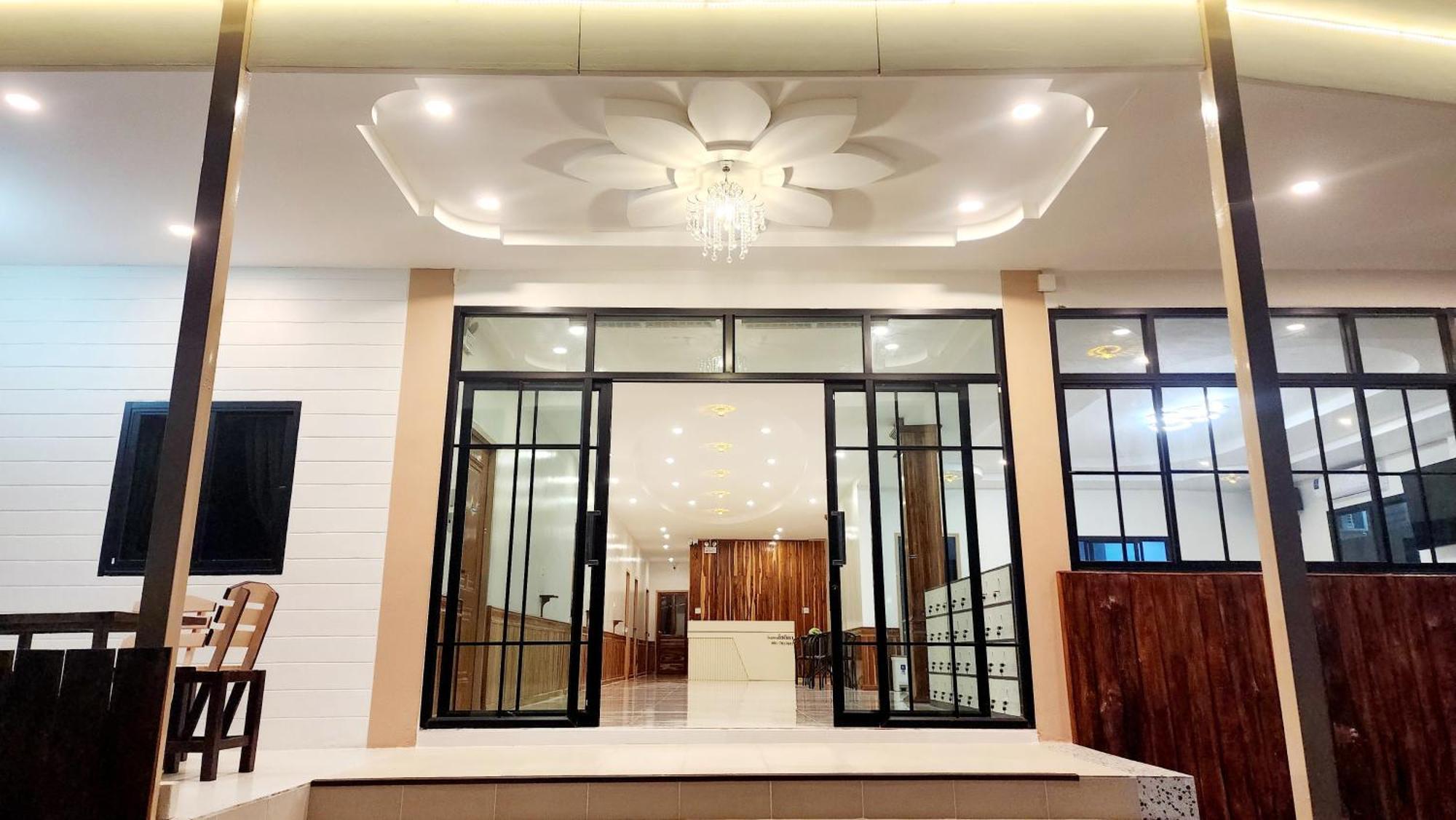 Chotika Hotel โรงแรมโชติกา ณ เชียงคาน Esterno foto